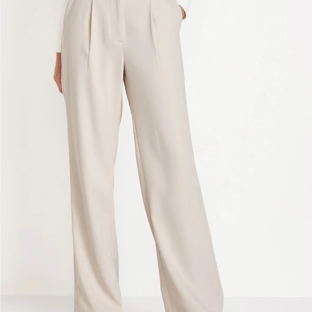 Old Navy Cream Wide-Leg Women's Pants - Picture 2 of 3